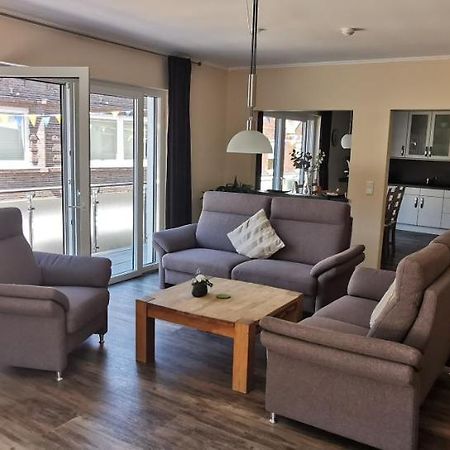 אסנס Ferienwohnung City מראה חיצוני תמונה