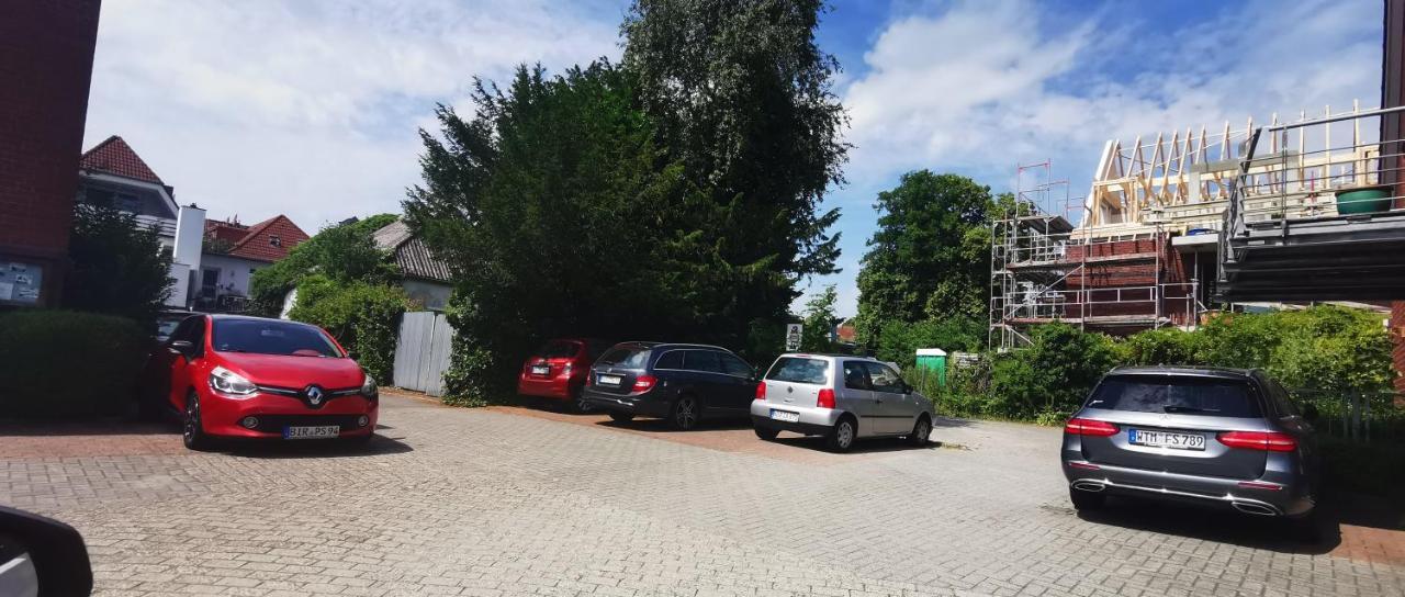 אסנס Ferienwohnung City מראה חיצוני תמונה