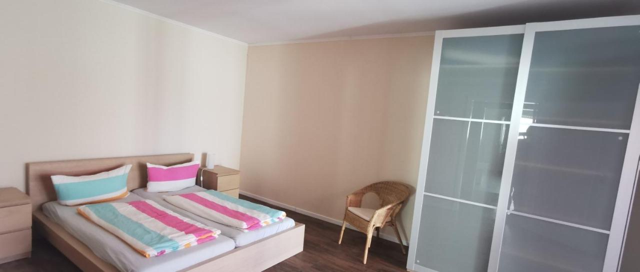 אסנס Ferienwohnung City מראה חיצוני תמונה